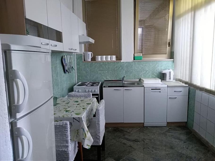 Apartment Mediterranean Garden Rijeka Exterior foto